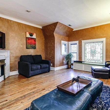 Historic And Unique Brownstone In Gold Coast - Downtown - 3 Lägenhet Chicago Exteriör bild